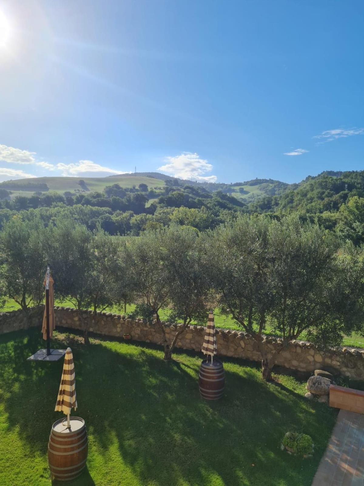 Vila Agri Rio Rio Salso Di Tavullia Exteriér fotografie